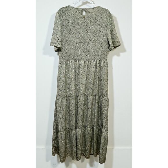Maggeer Woman's Green Floral Dress Maxi Smocked bodice Fairycore Plus Sz XXL - Picture 4 of 5